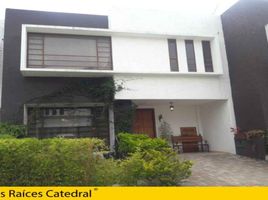 3 Bedroom House for sale in Ricaurte, Cuenca, Ricaurte