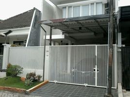 4 Bedroom House for sale in Kenjeran, Surabaya, Kenjeran