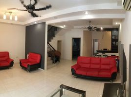 4 chambre Maison for rent in Johor, Plentong, Johor Bahru, Johor