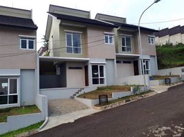 4 Kamar Vila for sale in Husein Sastranegara International Airport, Andir, Sukasari