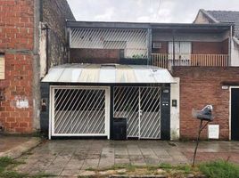Villa 3 chambre à vendre à La Matanza, Buenos Aires, La Matanza