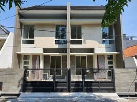 4 Habitación Casa en venta en Tambaksari, East Jawa, Tambaksari