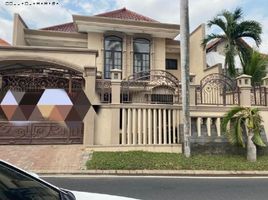 4 Habitación Villa en venta en Lakarsantri, East Jawa, Lakarsantri