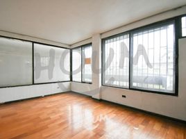 4 Bedroom Apartment for sale in Cerro San Cristobal, Santiago, Santiago, Santiago