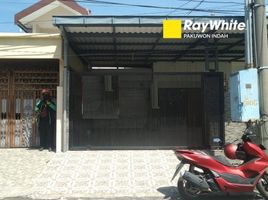3 Kamar Vila for rent in Dukuhpakis, East Jawa, Dukuhpakis, Surabaya, East Jawa