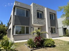 4 Bedroom Villa for sale in Tigre, Buenos Aires, Tigre