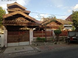 6 Schlafzimmer Villa zu verkaufen in Sukolilo, East Jawa, Sukolilo