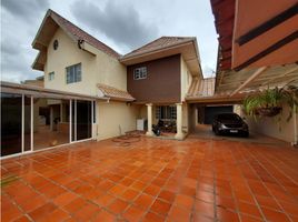 6 Bedroom Villa for sale in Cathedral of the Immaculate Conception, Cuenca, Cuenca, Cuenca