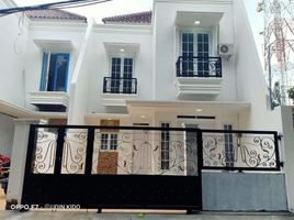 4 Bedroom Villa for sale in Setu Babakan, Jaga Karsa, Beji