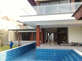 6 Bedroom House for sale in Wiyung, Surabaya, Wiyung