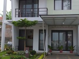 3 Kamar Vila for sale in Husein Sastranegara International Airport, Andir, Sumurbandung