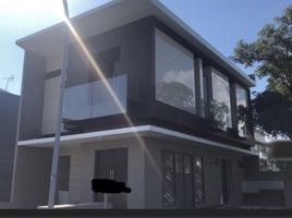 4 Bedroom House for sale in Dukuhpakis, Surabaya, Dukuhpakis