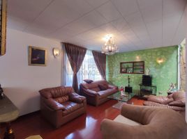 5 Bedroom House for sale in Bogota, Cundinamarca, Bogota