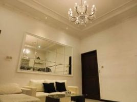 Maison 5 chambre à vendre à Tambaksari, East Jawa, Tambaksari