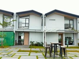 3 Bedroom Villa for sale in Telukjambe, Karawang, Telukjambe