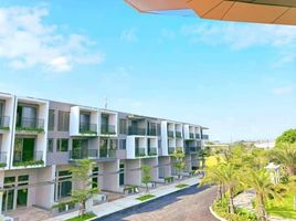 4 Bedroom Townhouse for sale in Tan Phuoc Khanh, Tan Uyen, Tan Phuoc Khanh