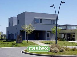 4 Bedroom House for sale in Escobar, Buenos Aires, Escobar