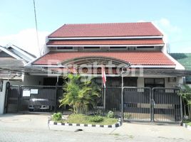8 Habitación Villa en venta en Tenggilis Mejoyo, East Jawa, Tenggilis Mejoyo