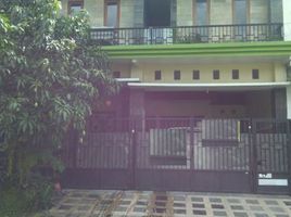 5 Bedroom House for sale in Dukuhpakis, Surabaya, Dukuhpakis