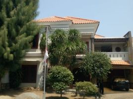 Maison 4 chambre à vendre à Tenggilis Mejoyo, East Jawa, Tenggilis Mejoyo