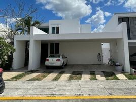 2 Schlafzimmer Haus zu verkaufen in Yaxkukul, Yucatan, Yaxkukul
