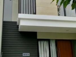 2 Kamar Rumah for rent in Lakarsantri, Surabaya, Lakarsantri