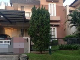 4 Bedroom House for sale in Siloam Hospitals Surabaya, Gubeng, Gubeng