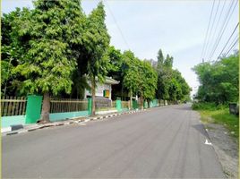  Tanah for sale in Yogyakarta, Seyegan, Sleman, Yogyakarta