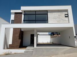Maison 3 chambre à vendre à Santiago, Nuevo Leon, Santiago