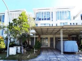 4 Schlafzimmer Villa zu verkaufen in Lakarsantri, East Jawa, Lakarsantri