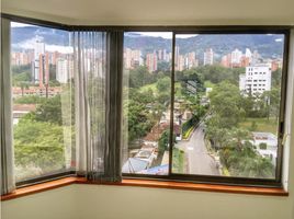 36 SqM Office for sale in Bare Foot Park (Parque de los Pies Descalzos), Medellin, Medellin