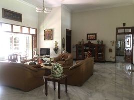 3 Bedroom Villa for sale in Tegal Sari, Surabaya, Tegal Sari