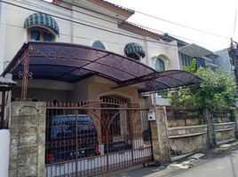 4 Bedroom Villa for sale in Universitas Katolik Indonesia Atma Jaya, Tanah Abang, Kebayoran Lama