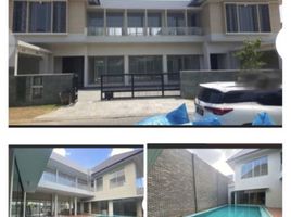 7 Bedroom House for sale in Lakarsantri, Surabaya, Lakarsantri