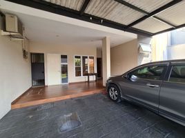 6 Bedroom House for sale in Gayungan, Surabaya, Gayungan