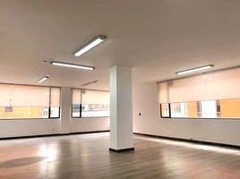 80 SqM Office for rent in Bogota, Cundinamarca, Bogota