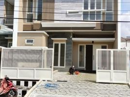 4 Bedroom House for sale in Wonocolo, Surabaya, Wonocolo