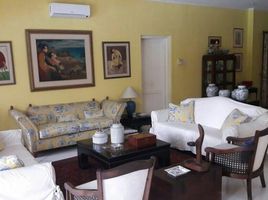 7 Bedroom Villa for sale in Taman Situ Lembang, Menteng, Menteng