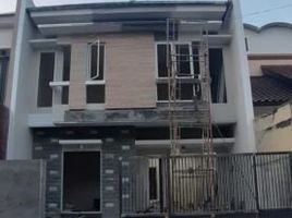 4 Kamar Rumah for sale in Gunung Anyar, Surabaya, Gunung Anyar