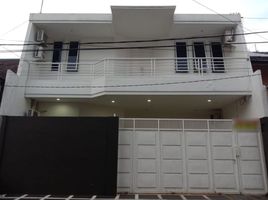 4 Schlafzimmer Villa zu verkaufen in Tambaksari, East Jawa, Tambaksari, Surabaya