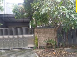 5 Bedroom House for sale in Dukuhpakis, Surabaya, Dukuhpakis