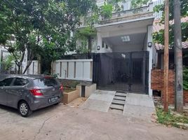 4 Kamar Rumah for sale in Bekasi Selatan, Bekasi, Bekasi Selatan