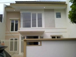 5 Habitación Villa en venta en Lakarsantri, East Jawa, Lakarsantri