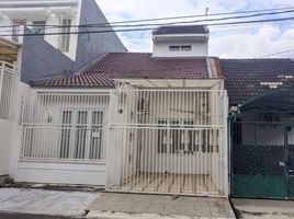 3 Schlafzimmer Villa zu verkaufen in Wiyung, East Jawa, Wiyung