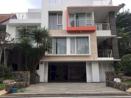 5 Bedroom Villa for sale in 23 Paskal Shopping Center, Andir, Cidadap