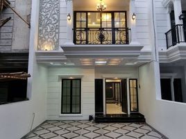 4 Bedroom House for sale in Cilandak Town Square, Cilandak, Jaga Karsa