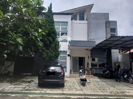 8 Bedroom House for sale in Husein Sastranegara International Airport, Andir, Sumurbandung