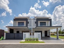 2 Bedroom House for sale in Geger, Madiun, Geger