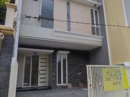 4 Bedroom House for sale in Sukolilo, East Jawa, Sukolilo