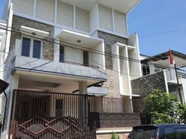 6 Bedroom Villa for sale in Kenjeran, Surabaya, Kenjeran